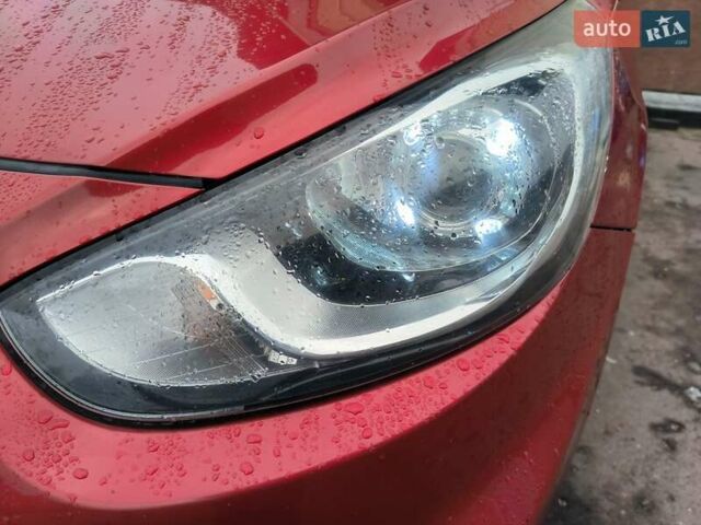 Червоний Хендай Акцент, об'ємом двигуна 1.6 л та пробігом 80 тис. км за 7893 $, фото 5 на Automoto.ua