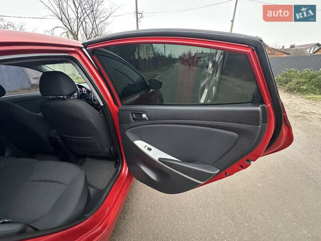 Красный Хендай Акцент, объемом двигателя 1.6 л и пробегом 81 тыс. км за 9200 $, фото 42 на Automoto.ua