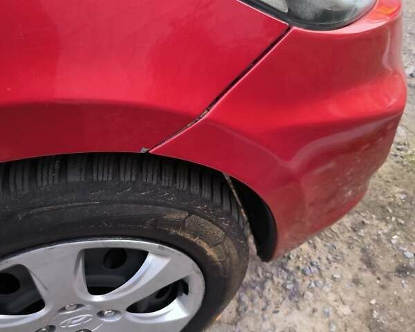 Червоний Хендай Акцент, об'ємом двигуна 1.4 л та пробігом 197 тис. км за 7600 $, фото 30 на Automoto.ua