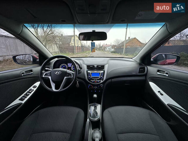 Красный Хендай Акцент, объемом двигателя 1.6 л и пробегом 81 тыс. км за 9200 $, фото 46 на Automoto.ua