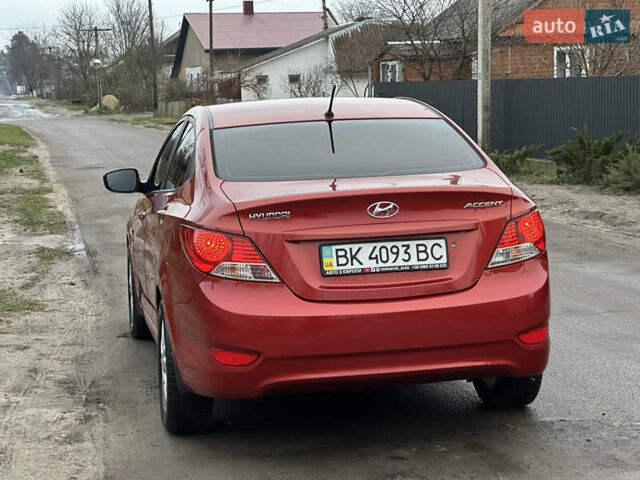 Красный Хендай Акцент, объемом двигателя 1.6 л и пробегом 81 тыс. км за 9200 $, фото 13 на Automoto.ua