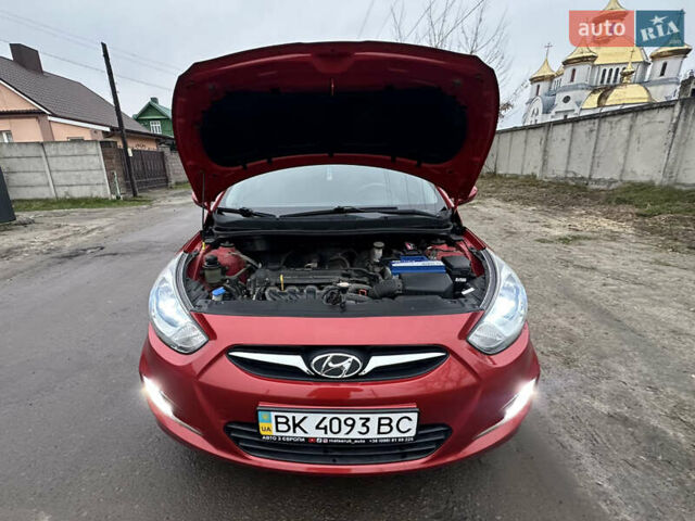 Красный Хендай Акцент, объемом двигателя 1.6 л и пробегом 81 тыс. км за 9200 $, фото 77 на Automoto.ua