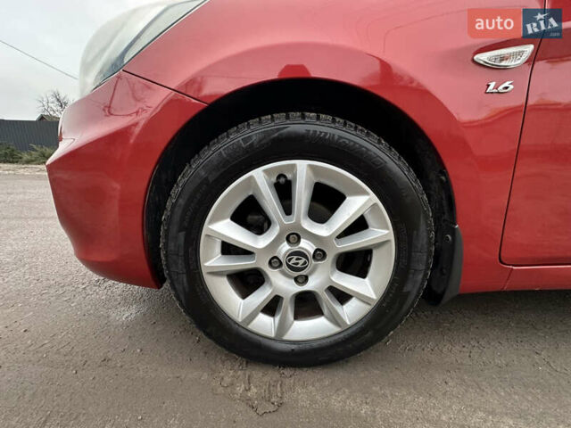 Красный Хендай Акцент, объемом двигателя 1.6 л и пробегом 81 тыс. км за 9200 $, фото 23 на Automoto.ua