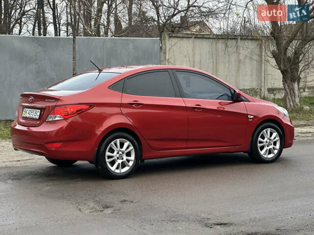 Красный Хендай Акцент, объемом двигателя 1.6 л и пробегом 81 тыс. км за 9200 $, фото 7 на Automoto.ua