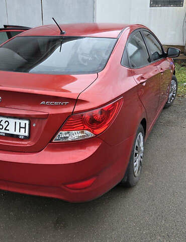 Красный Хендай Акцент, объемом двигателя 1.4 л и пробегом 230 тыс. км за 6900 $, фото 2 на Automoto.ua