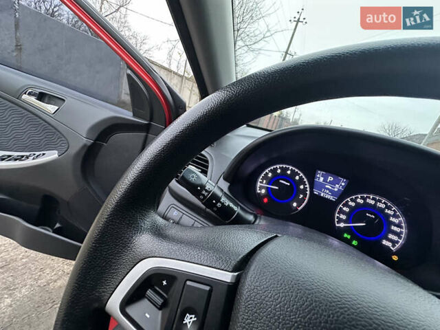 Красный Хендай Акцент, объемом двигателя 1.6 л и пробегом 81 тыс. км за 9200 $, фото 61 на Automoto.ua