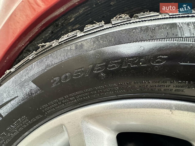 Красный Хендай Акцент, объемом двигателя 1.6 л и пробегом 81 тыс. км за 9200 $, фото 24 на Automoto.ua