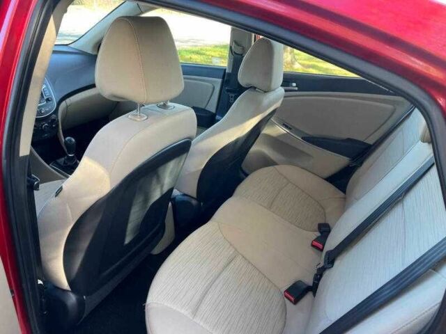 Червоний Хендай Акцент, об'ємом двигуна 1.6 л та пробігом 69 тис. км за 1500 $, фото 7 на Automoto.ua