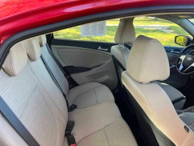 Червоний Хендай Акцент, об'ємом двигуна 1.6 л та пробігом 69 тис. км за 1500 $, фото 8 на Automoto.ua