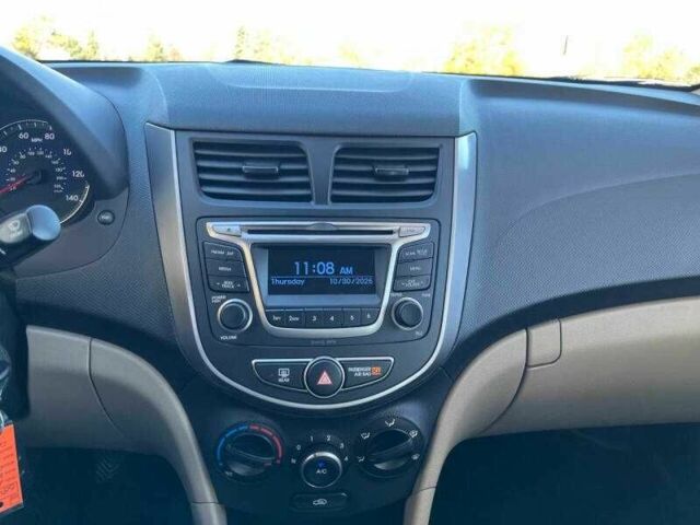 Червоний Хендай Акцент, об'ємом двигуна 1.6 л та пробігом 69 тис. км за 1500 $, фото 5 на Automoto.ua