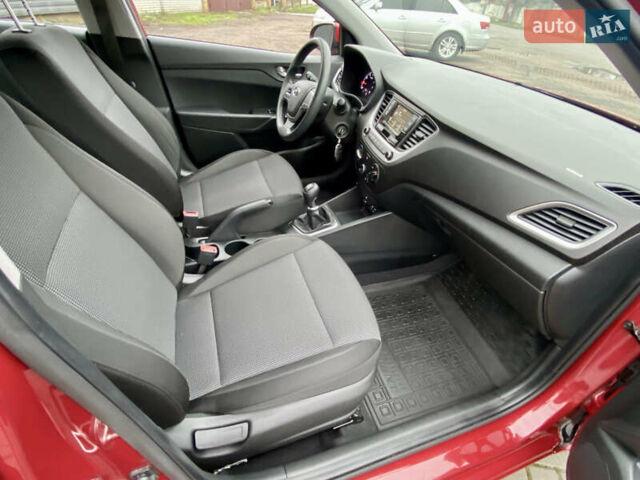 Червоний Хендай Акцент, об'ємом двигуна 1.37 л та пробігом 48 тис. км за 10000 $, фото 50 на Automoto.ua