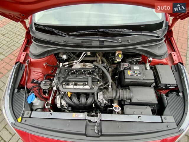 Червоний Хендай Акцент, об'ємом двигуна 1.37 л та пробігом 48 тис. км за 10000 $, фото 60 на Automoto.ua