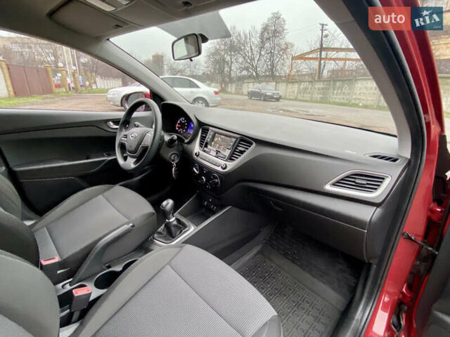 Червоний Хендай Акцент, об'ємом двигуна 1.37 л та пробігом 48 тис. км за 10000 $, фото 52 на Automoto.ua