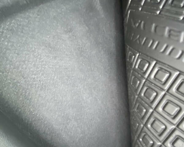 Червоний Хендай Акцент, об'ємом двигуна 1.37 л та пробігом 48 тис. км за 10000 $, фото 58 на Automoto.ua