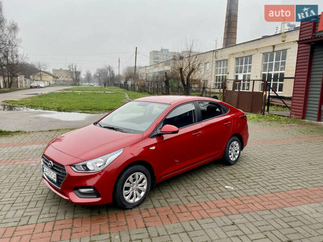 Червоний Хендай Акцент, об'ємом двигуна 1.37 л та пробігом 48 тис. км за 10000 $, фото 7 на Automoto.ua