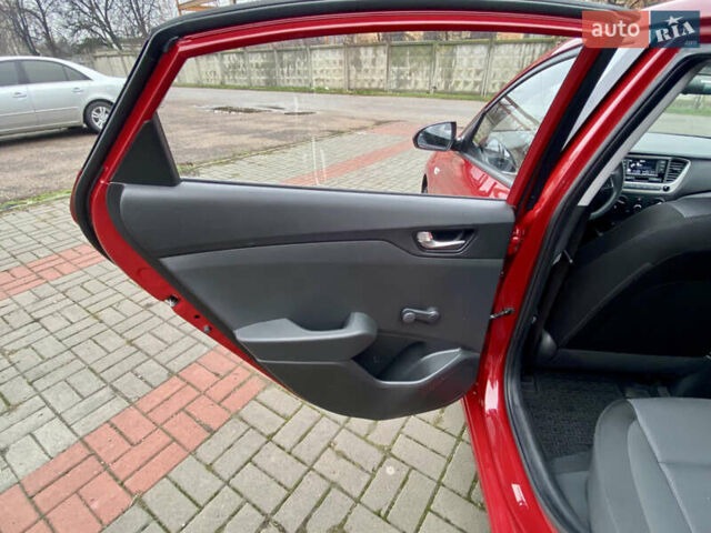 Червоний Хендай Акцент, об'ємом двигуна 1.37 л та пробігом 48 тис. км за 10000 $, фото 41 на Automoto.ua