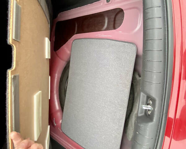 Червоний Хендай Акцент, об'ємом двигуна 1.37 л та пробігом 48 тис. км за 10000 $, фото 45 на Automoto.ua