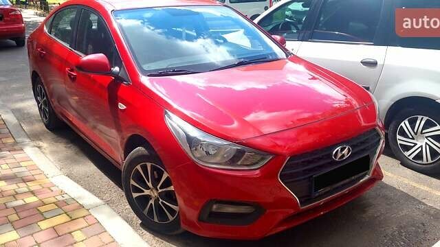 Красный Хендай Акцент, объемом двигателя 1.37 л и пробегом 144 тыс. км за 9600 $, фото 8 на Automoto.ua