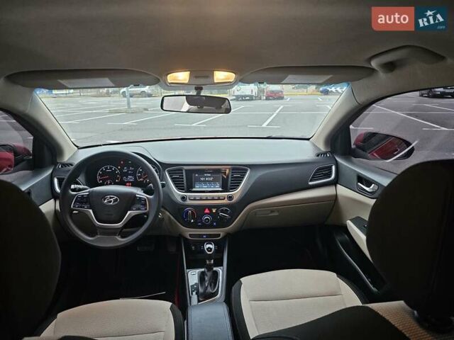 Красный Хендай Акцент, объемом двигателя 1.6 л и пробегом 130 тыс. км за 9200 $, фото 8 на Automoto.ua