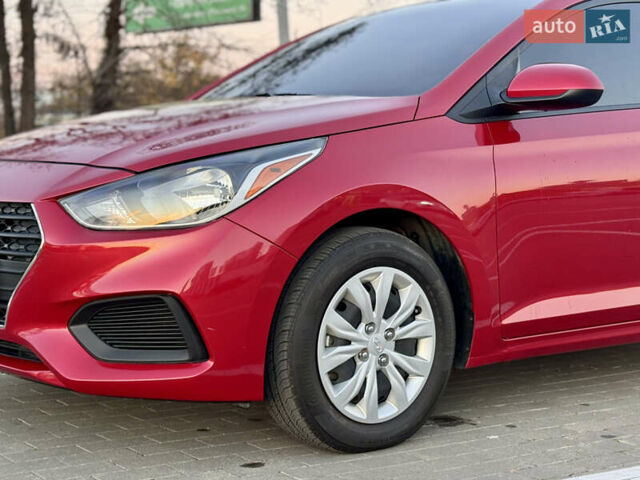 Красный Хендай Акцент, объемом двигателя 1.6 л и пробегом 8 тыс. км за 12400 $, фото 40 на Automoto.ua