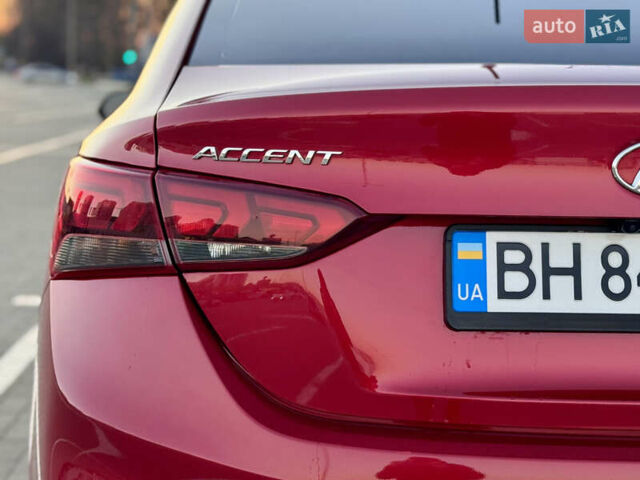 Красный Хендай Акцент, объемом двигателя 1.6 л и пробегом 8 тыс. км за 12400 $, фото 42 на Automoto.ua