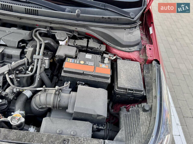 Красный Хендай Акцент, объемом двигателя 1.6 л и пробегом 8 тыс. км за 12400 $, фото 69 на Automoto.ua