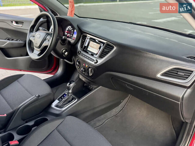 Красный Хендай Акцент, объемом двигателя 1.6 л и пробегом 8 тыс. км за 12400 $, фото 55 на Automoto.ua