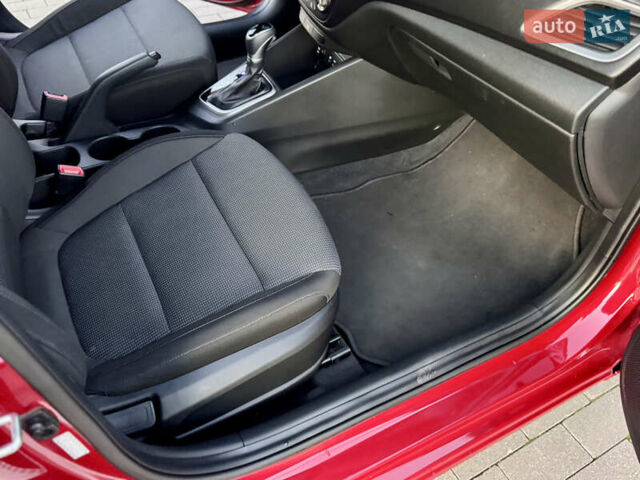 Красный Хендай Акцент, объемом двигателя 1.6 л и пробегом 8 тыс. км за 12400 $, фото 57 на Automoto.ua