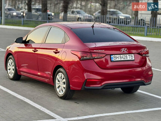 Красный Хендай Акцент, объемом двигателя 1.6 л и пробегом 8 тыс. км за 12400 $, фото 36 на Automoto.ua