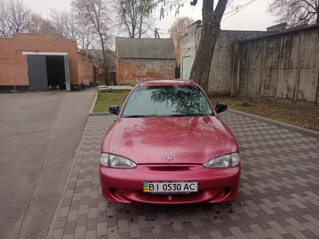 Червоний Хендай Акцент, об'ємом двигуна 1.4 л та пробігом 200 тис. км за 1250 $, фото 2 на Automoto.ua