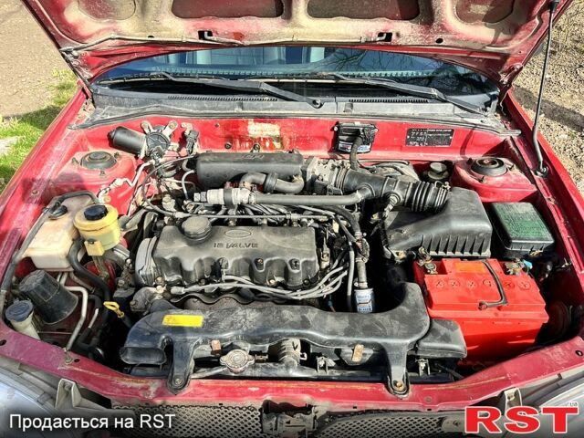 Червоний Хендай Акцент, об'ємом двигуна 1.5 л та пробігом 334 тис. км за 2200 $, фото 9 на Automoto.ua