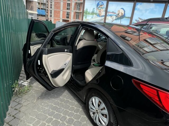 Хендай Акцент, объемом двигателя 1.6 л и пробегом 80 тыс. км за 8400 $, фото 3 на Automoto.ua