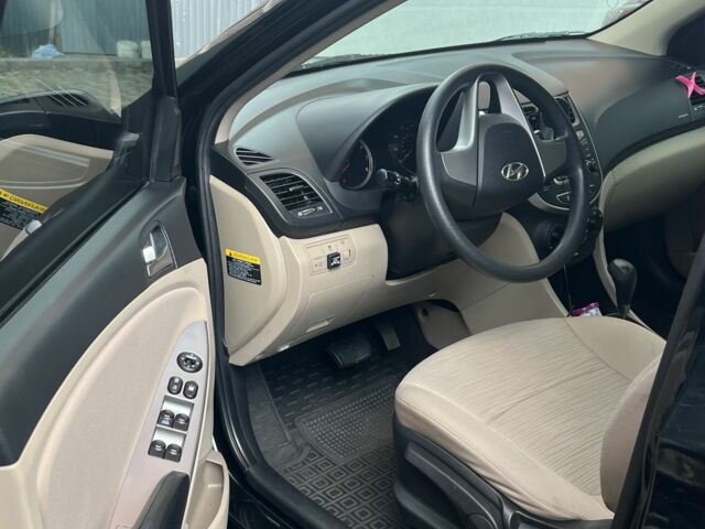 Хендай Акцент, объемом двигателя 1.6 л и пробегом 80 тыс. км за 8400 $, фото 13 на Automoto.ua