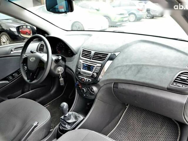 Хендай Акцент, объемом двигателя 1.4 л и пробегом 65 тыс. км за 10999 $, фото 27 на Automoto.ua