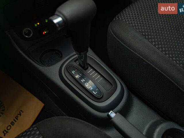 Хендай Акцент, об'ємом двигуна 1.6 л та пробігом 136 тис. км за 5672 $, фото 16 на Automoto.ua