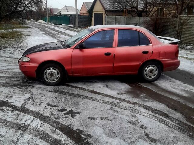 Хендай Акцент, об'ємом двигуна 1.3 л та пробігом 1 тис. км за 1650 $, фото 3 на Automoto.ua