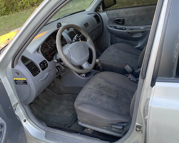 Хендай Акцент, объемом двигателя 0 л и пробегом 230 тыс. км за 1050 $, фото 6 на Automoto.ua