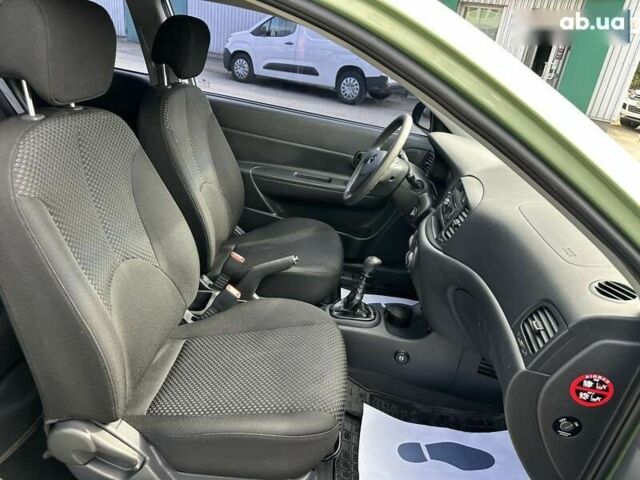 Хендай Акцент, об'ємом двигуна 0 л та пробігом 84 тис. км за 5490 $, фото 28 на Automoto.ua