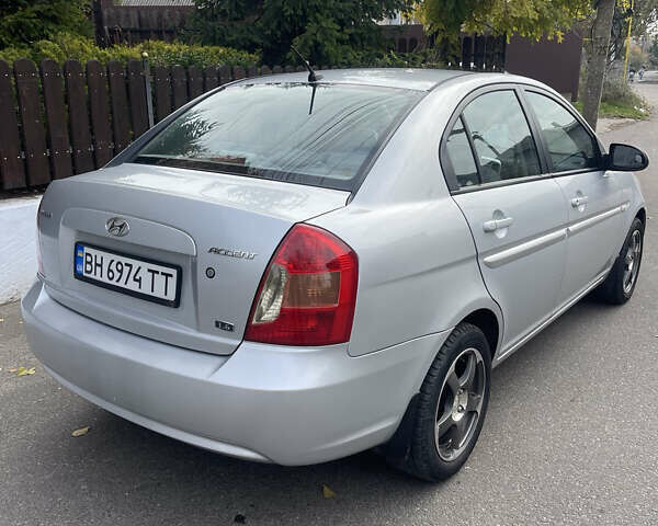 Хендай Акцент, объемом двигателя 1.6 л и пробегом 130 тыс. км за 4600 $, фото 1 на Automoto.ua