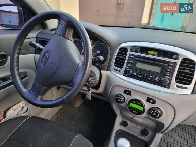 Хендай Акцент, об'ємом двигуна 1.6 л та пробігом 124 тис. км за 6500 $, фото 5 на Automoto.ua