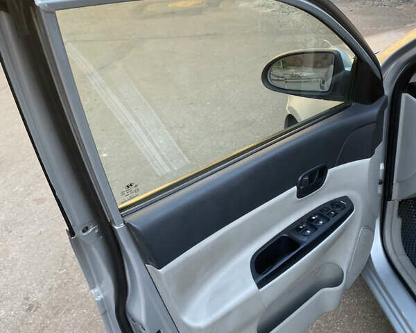 Хендай Акцент, об'ємом двигуна 1.4 л та пробігом 200 тис. км за 4500 $, фото 12 на Automoto.ua