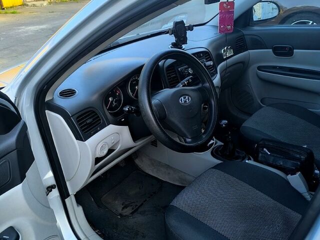 Хендай Акцент, объемом двигателя 1.4 л и пробегом 131 тыс. км за 5800 $, фото 6 на Automoto.ua