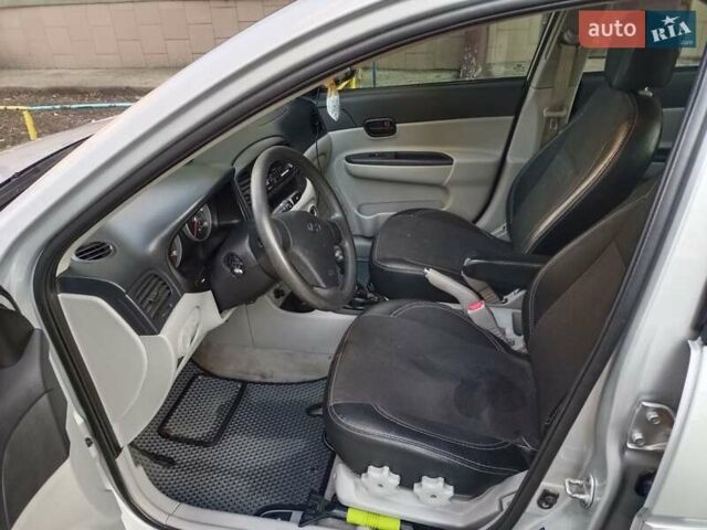 Хендай Акцент, объемом двигателя 1.4 л и пробегом 184 тыс. км за 5000 $, фото 5 на Automoto.ua