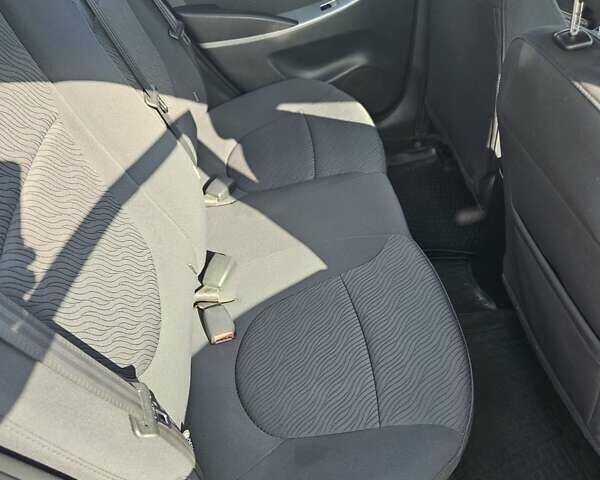Хендай Акцент, об'ємом двигуна 1.4 л та пробігом 123 тис. км за 8300 $, фото 16 на Automoto.ua