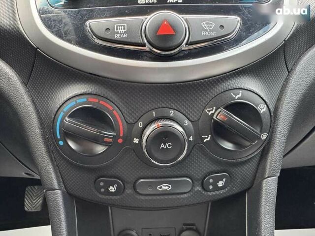 Хендай Акцент 2011 в Днепре (Днепропетровске) на Automoto.ua Хендай Акцент, объемом двигателя 1.6 л и пробегом 178 тыс. км за 7700 $, фото 17 на Automoto.ua