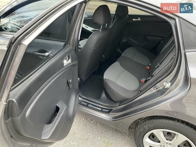 Хендай Акцент, объемом двигателя 1.4 л и пробегом 189 тыс. км за 6100 $, фото 17 на Automoto.ua