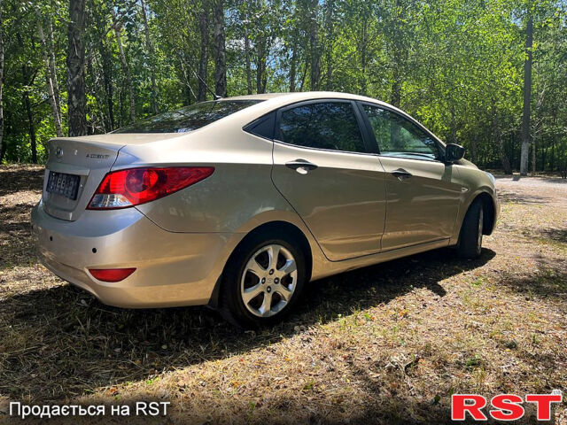 Хендай Акцент, объемом двигателя 1.4 л и пробегом 100 тыс. км за 7800 $, фото 4 на Automoto.ua