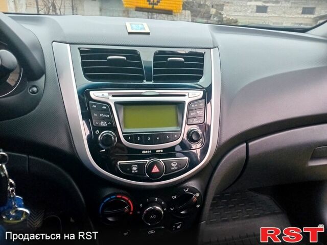 Хендай Акцент, объемом двигателя 1.4 л и пробегом 68 тыс. км за 8899 $, фото 11 на Automoto.ua