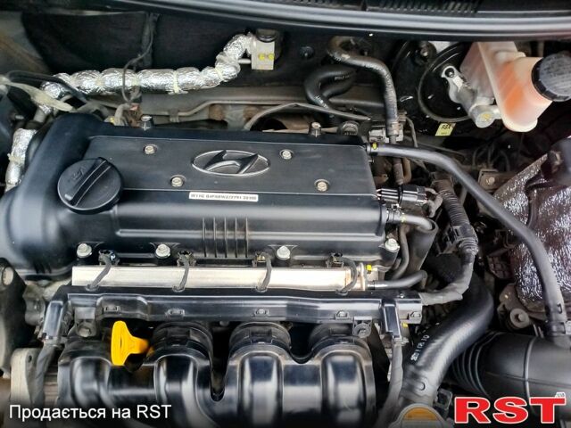 Хендай Акцент, объемом двигателя 1.4 л и пробегом 68 тыс. км за 8899 $, фото 4 на Automoto.ua