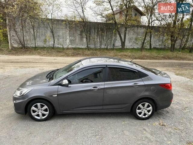 Хендай Акцент, объемом двигателя 1.4 л и пробегом 189 тыс. км за 6100 $, фото 4 на Automoto.ua